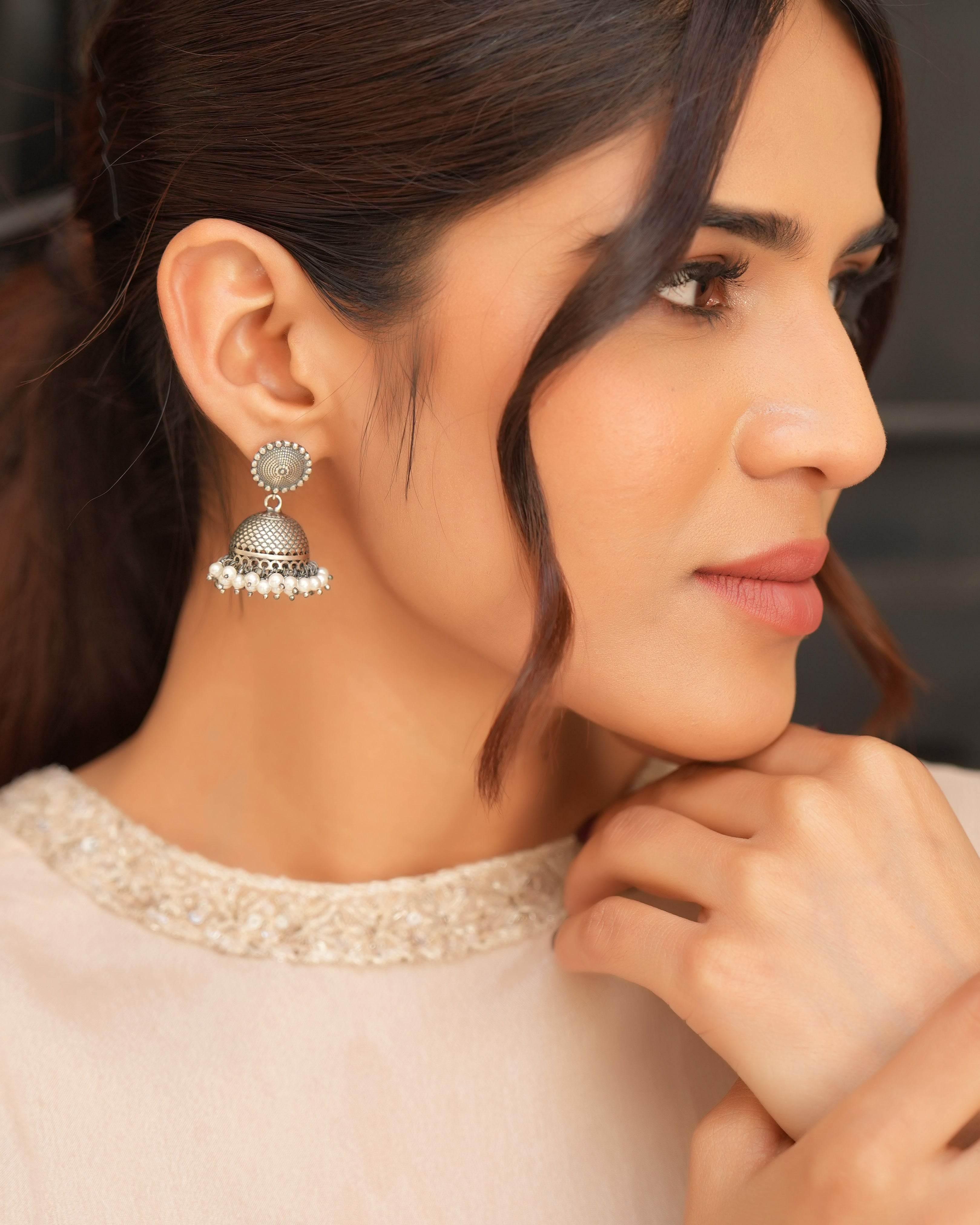 Minimal_Oxidised_Silver_Earrings_1